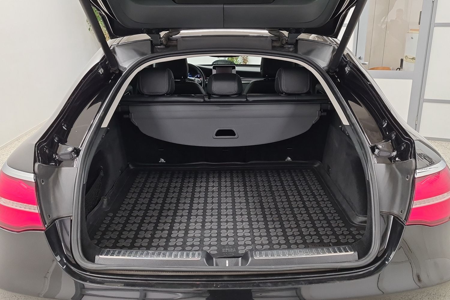 MERCEDES-BENZ GLC 2016