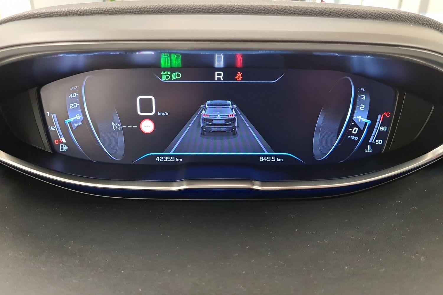 PEUGEOT 3008 2019
