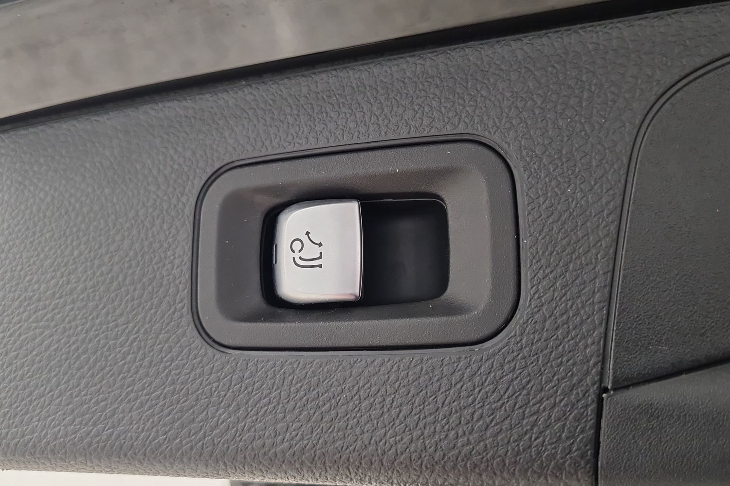 MERCEDES-BENZ GLC 2017