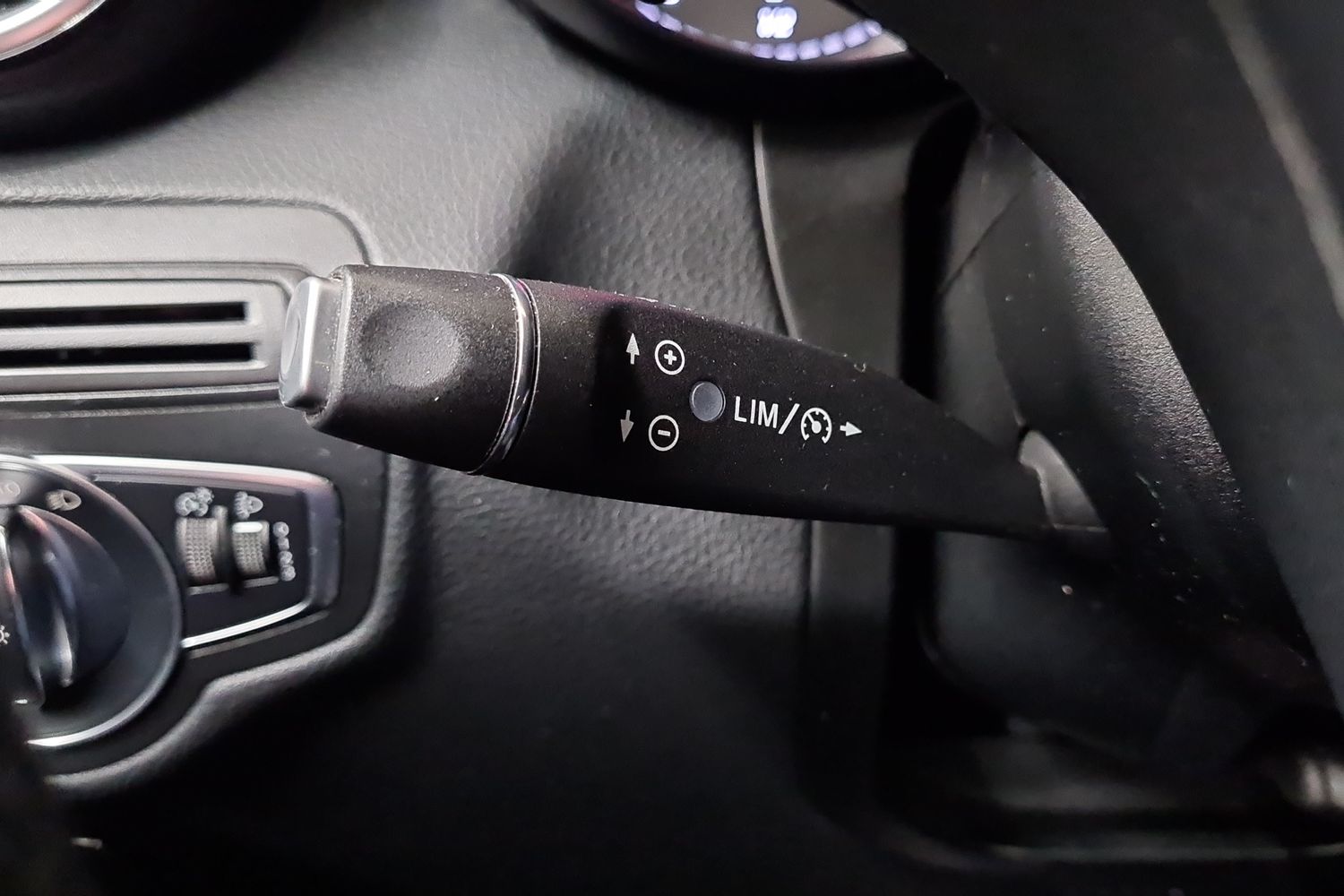 MERCEDES-BENZ GLC 2017