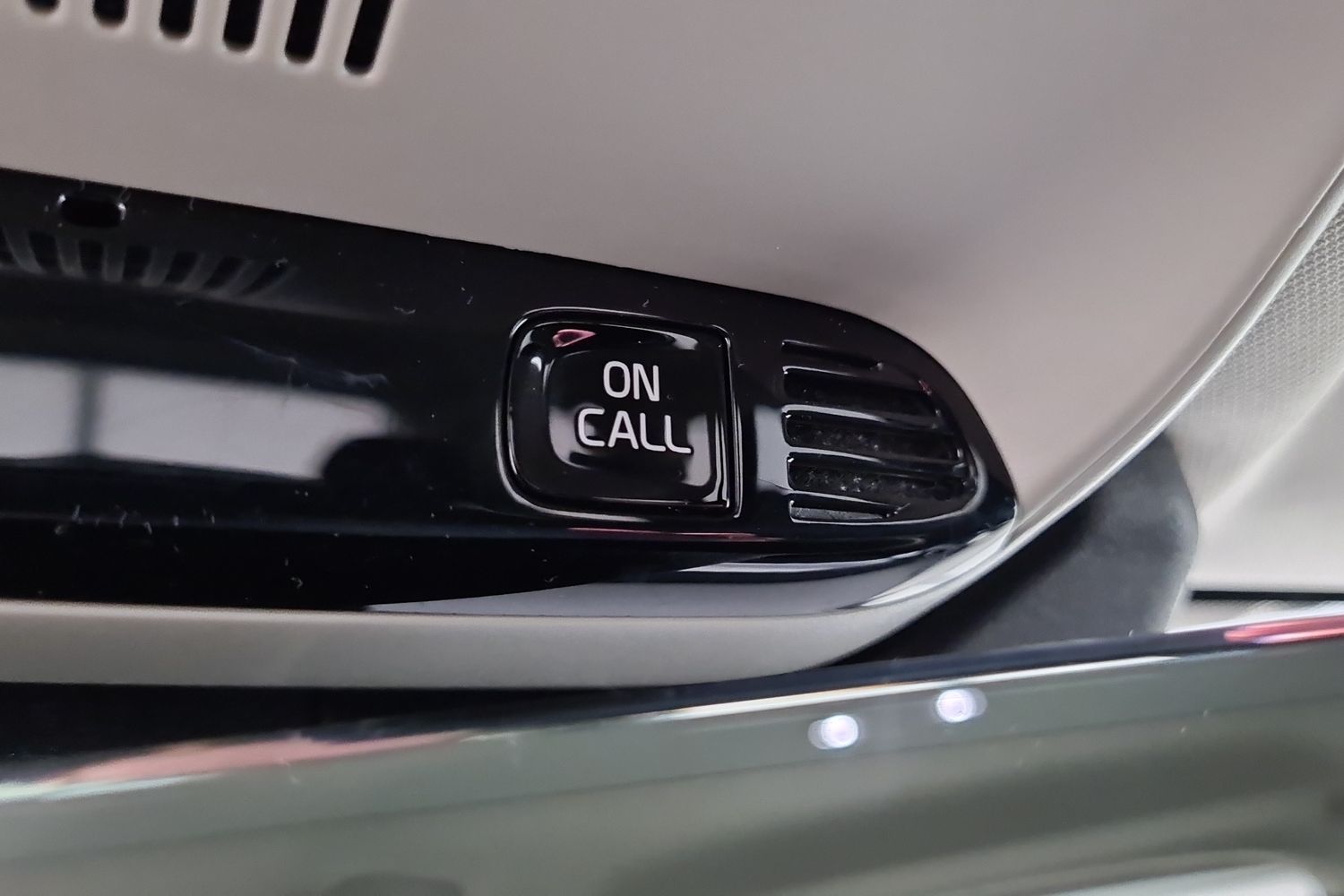 VOLVO XC60 2018