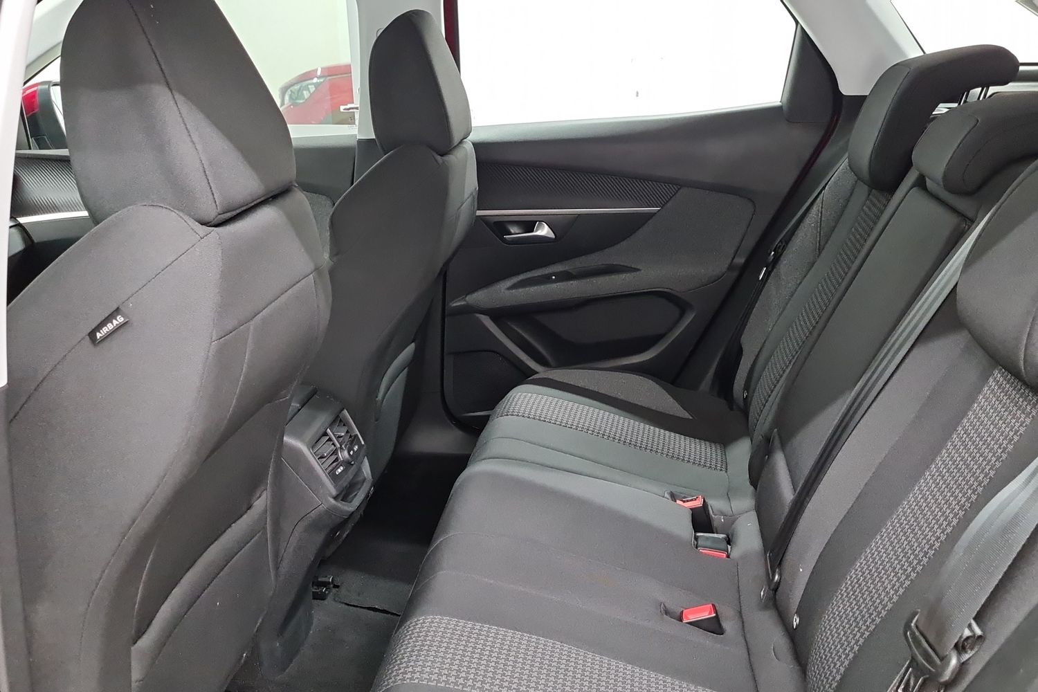 PEUGEOT 3008 2019