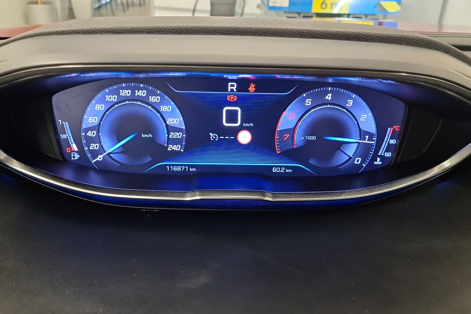 PEUGEOT 3008 2019
