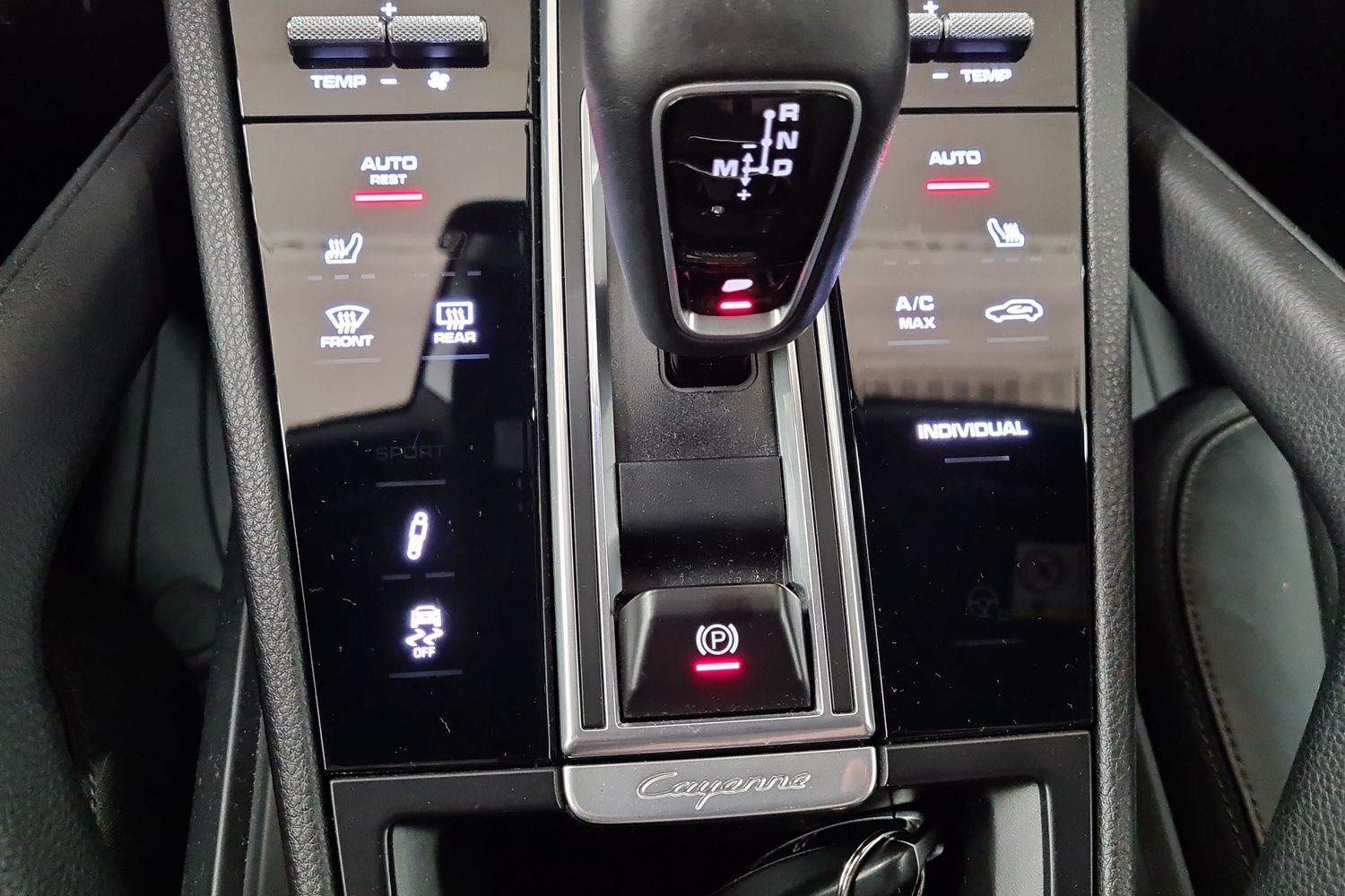 PORSCHE Cayenne 2019