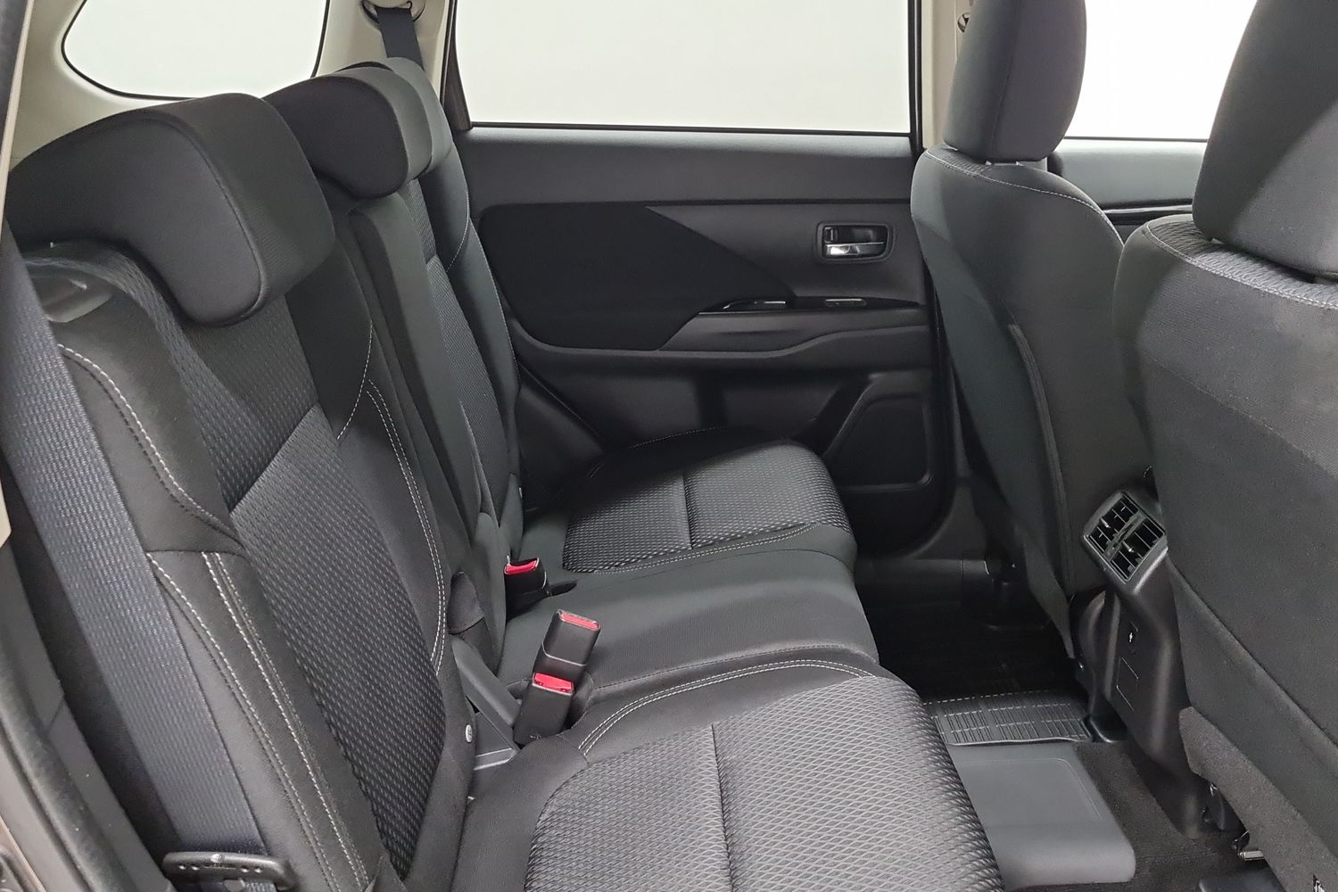 MITSUBISHI OUTLANDER PHEV 2019