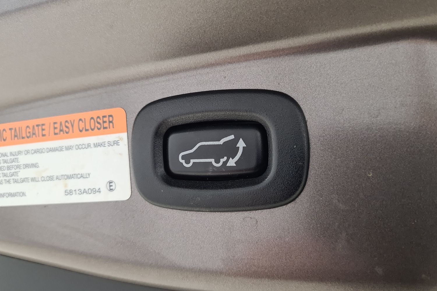 MITSUBISHI OUTLANDER PHEV 2019