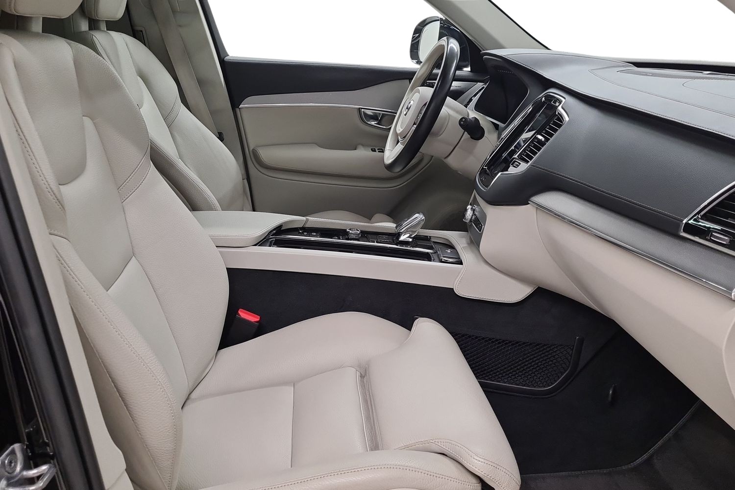 VOLVO XC90 10