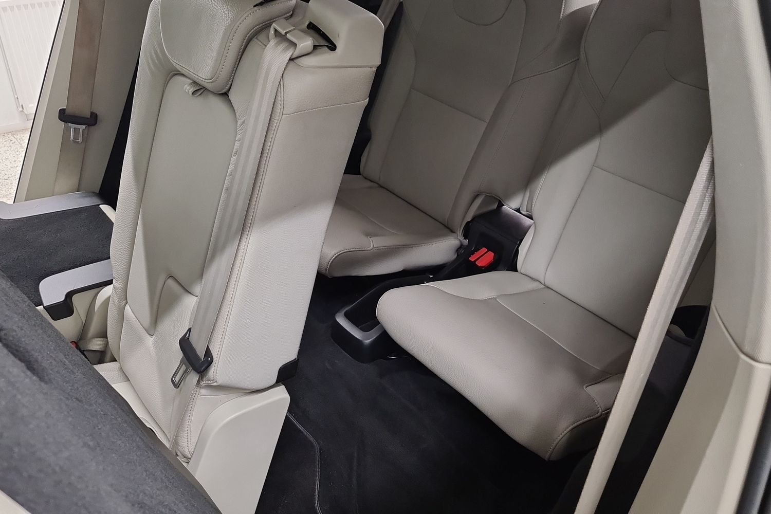 VOLVO XC90 15