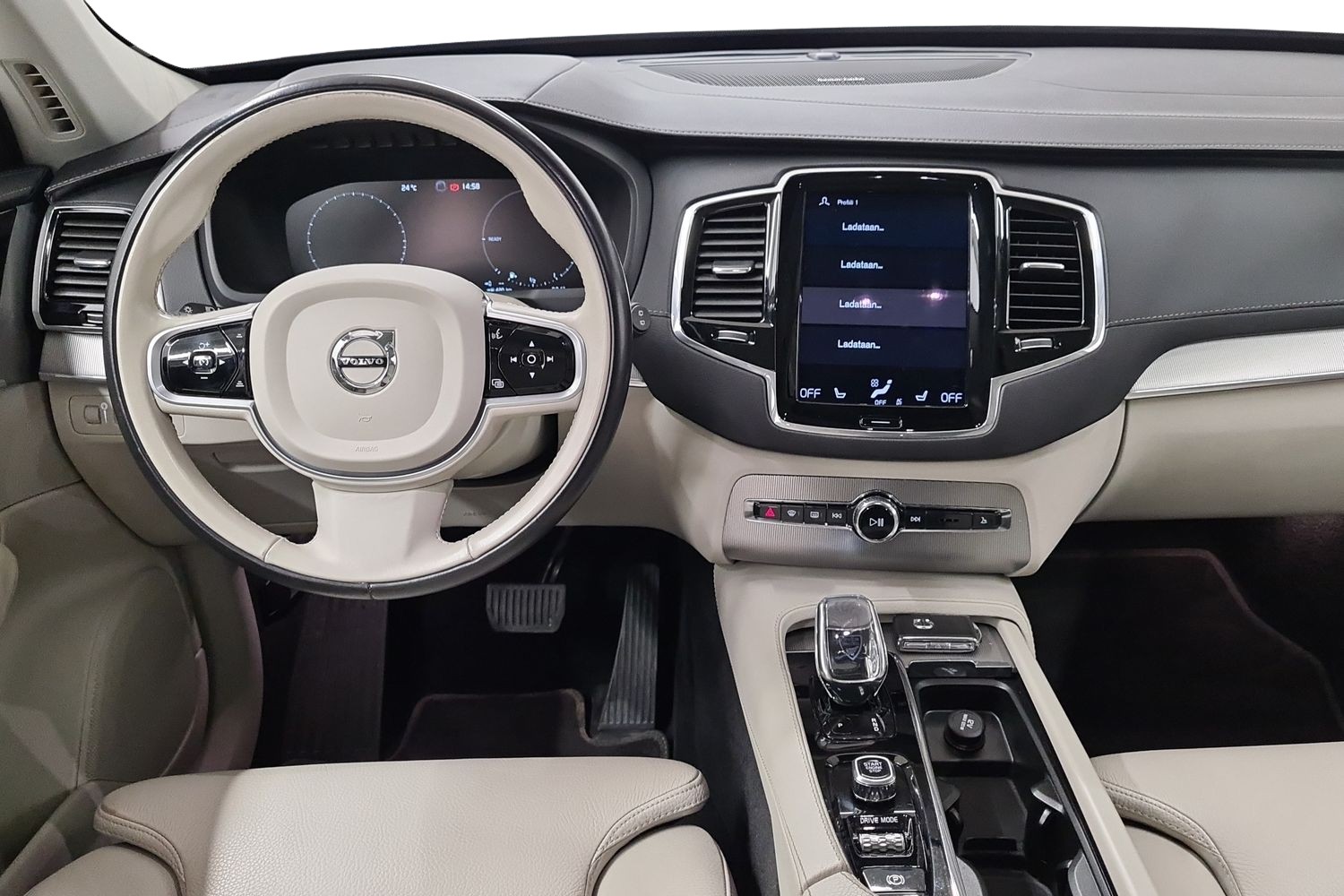 VOLVO XC90 8