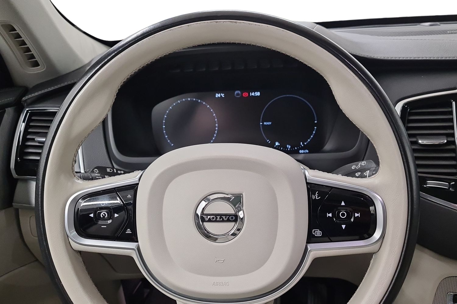 VOLVO XC90 9
