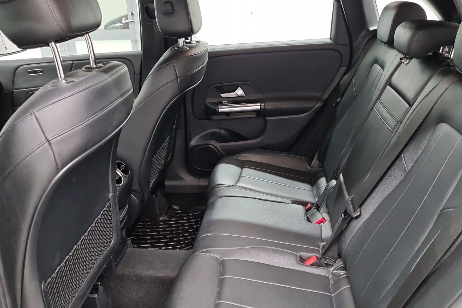 MERCEDES-BENZ B 2021