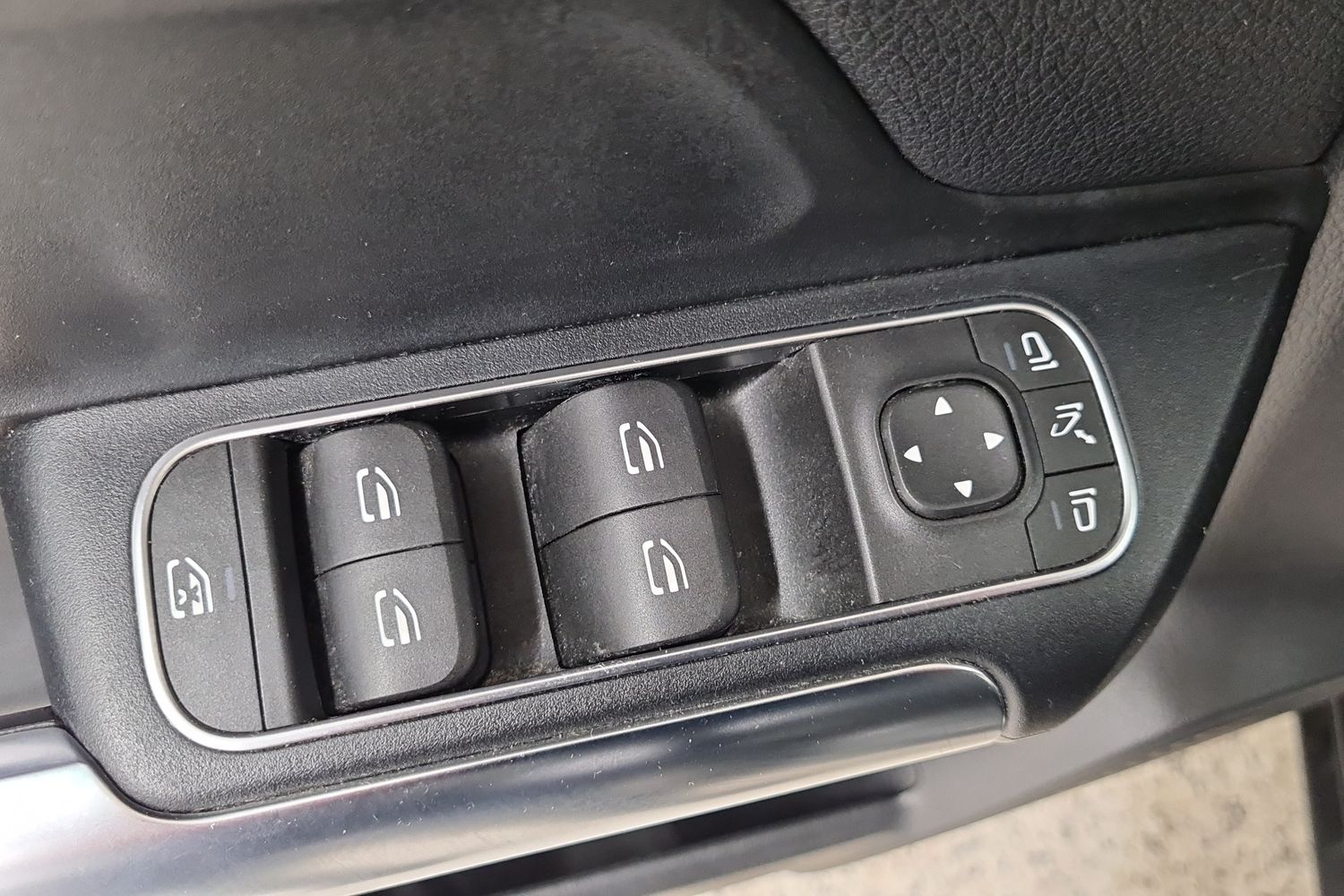 MERCEDES-BENZ B 2021