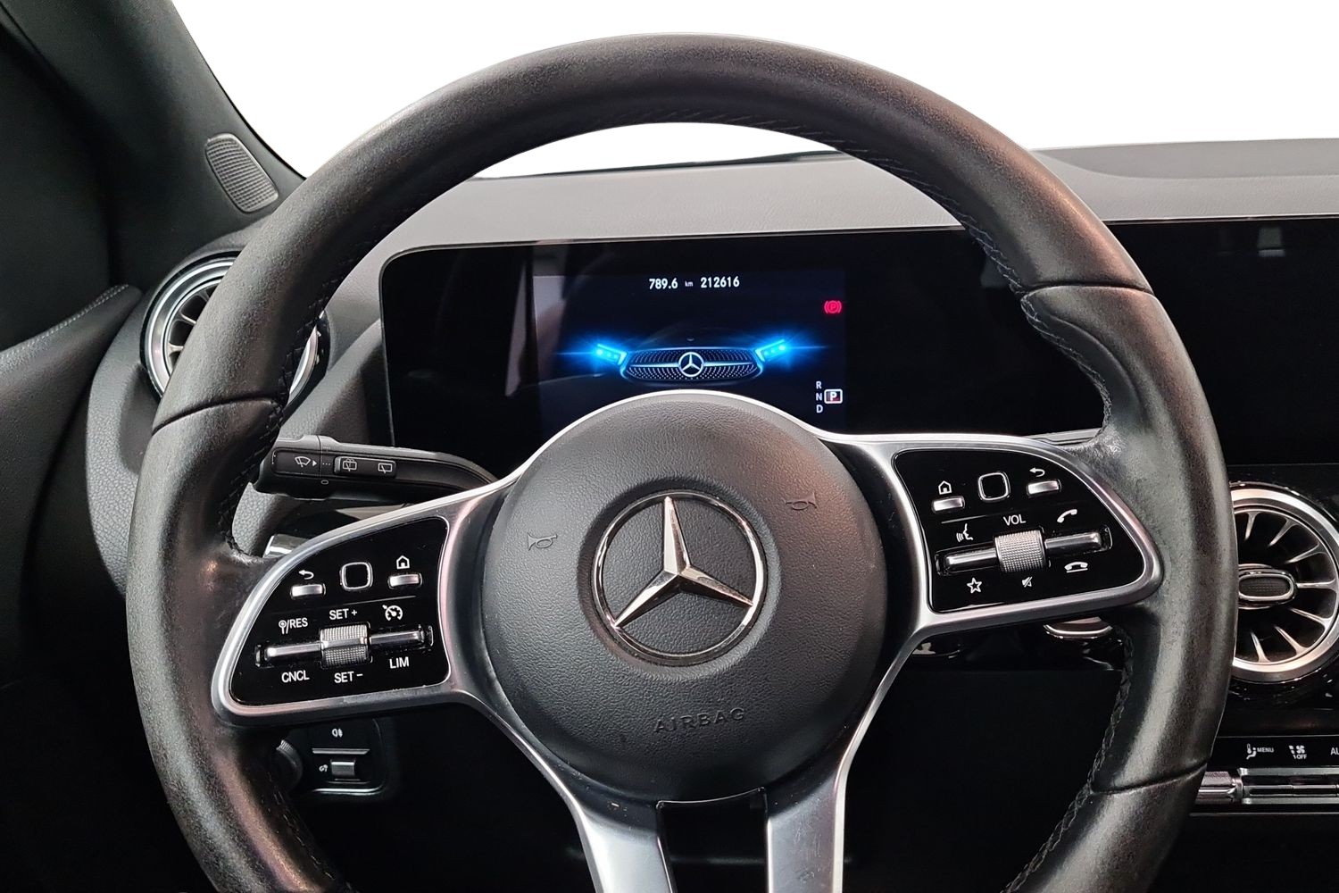 MERCEDES-BENZ B 2021
