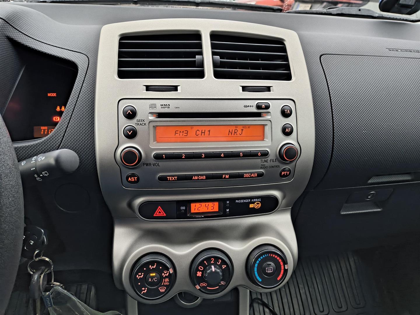 TOYOTA Urban Cruiser 2009