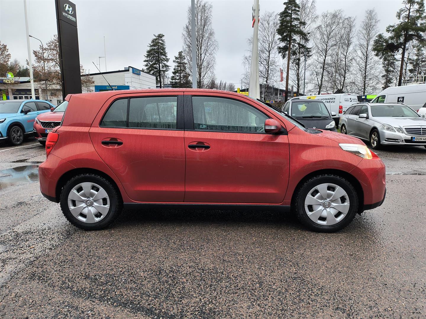 TOYOTA Urban Cruiser 2009