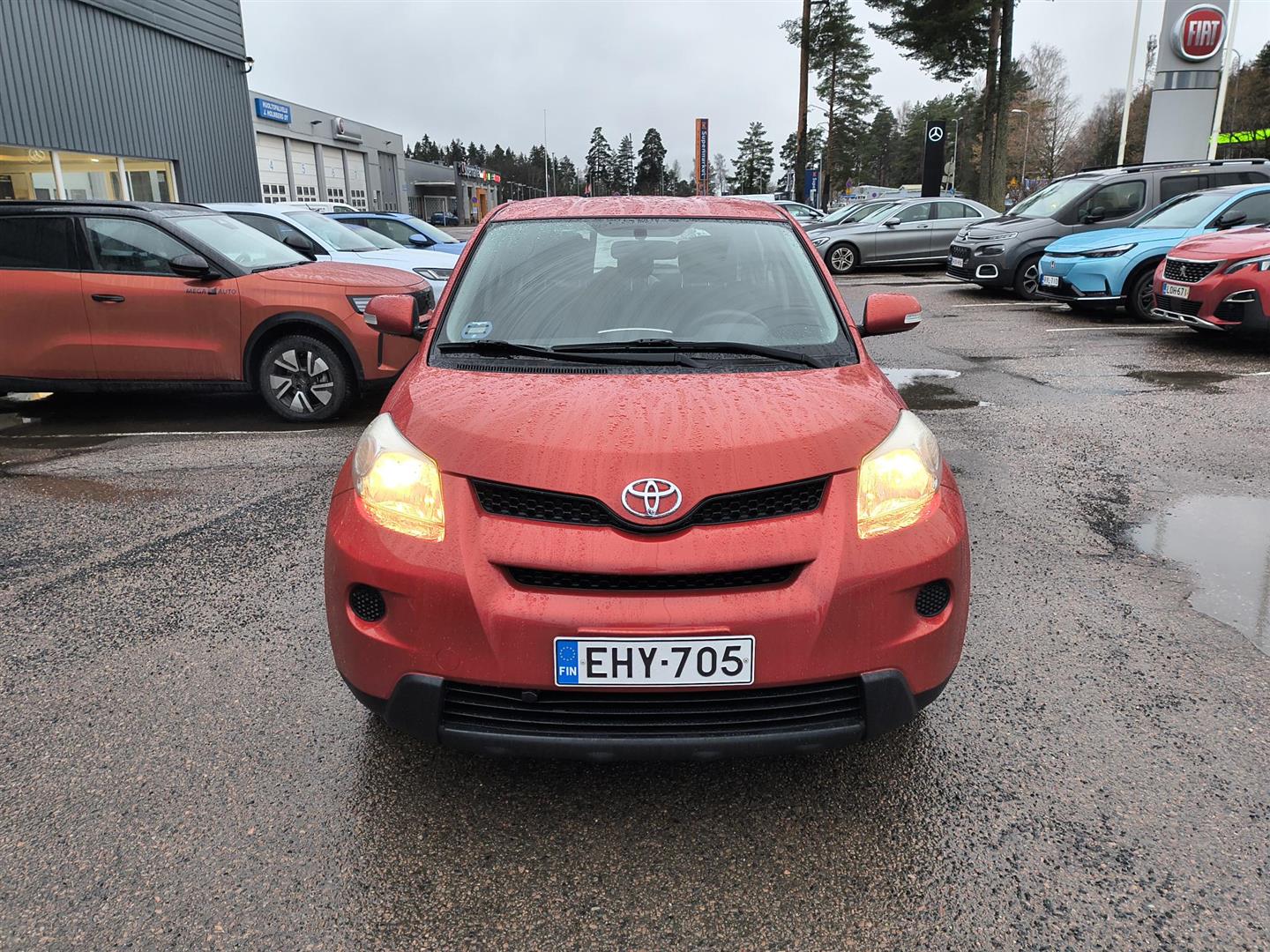 TOYOTA Urban Cruiser 2009