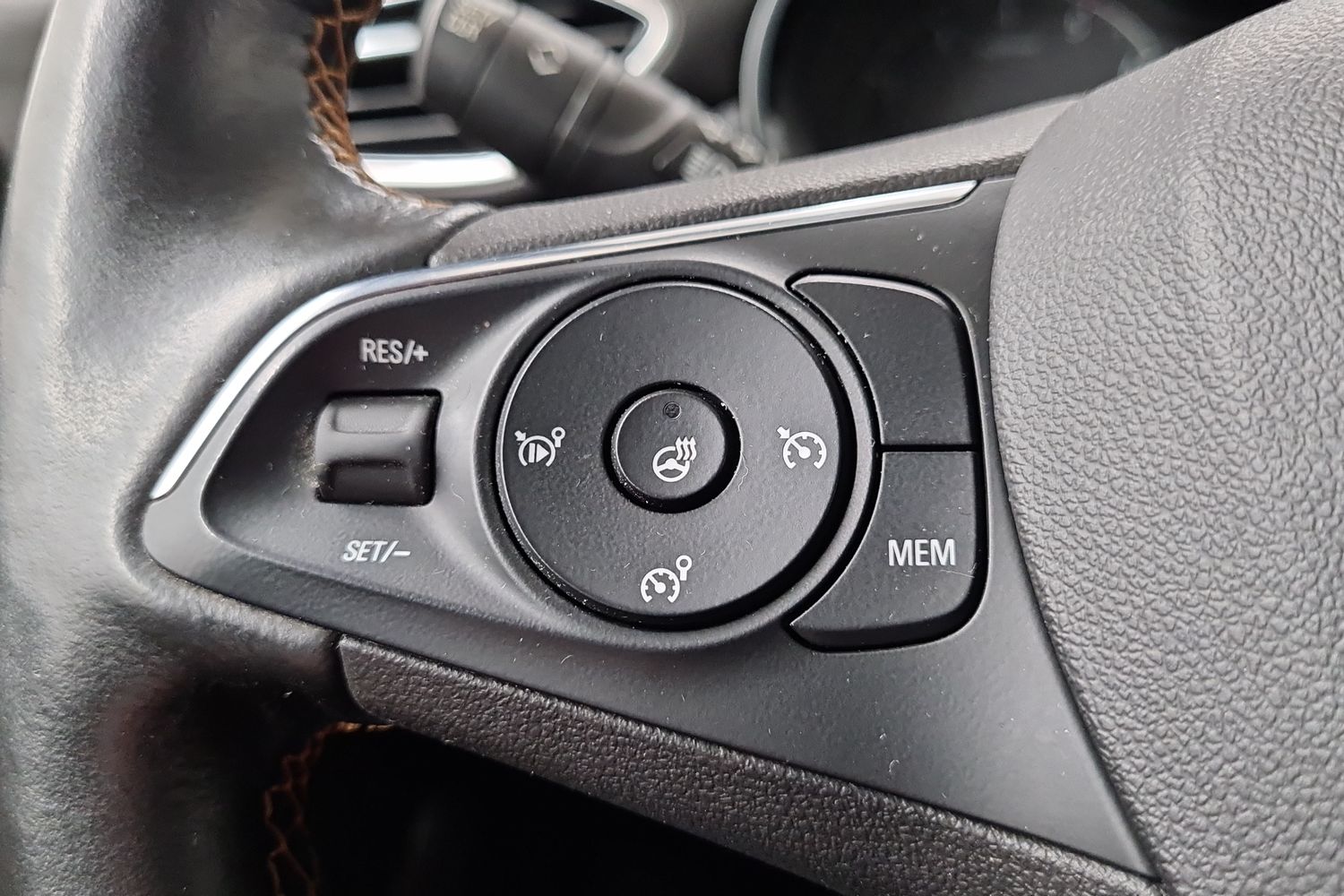 OPEL Crossland X 2020