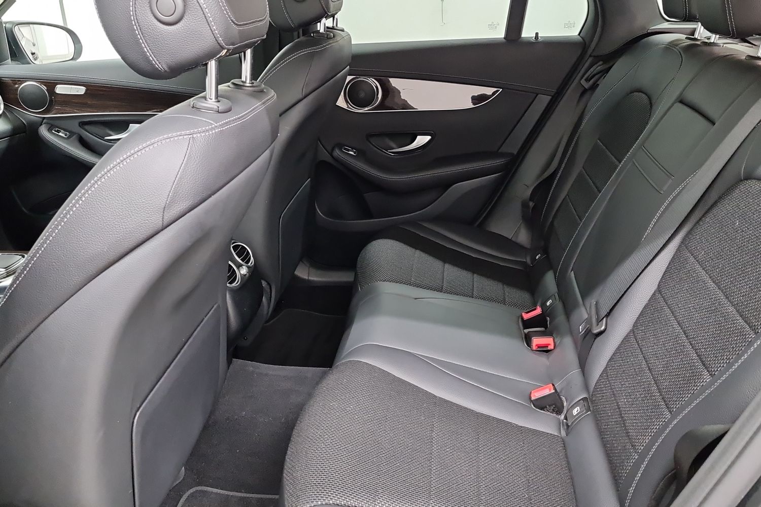 MERCEDES-BENZ GLC 2021