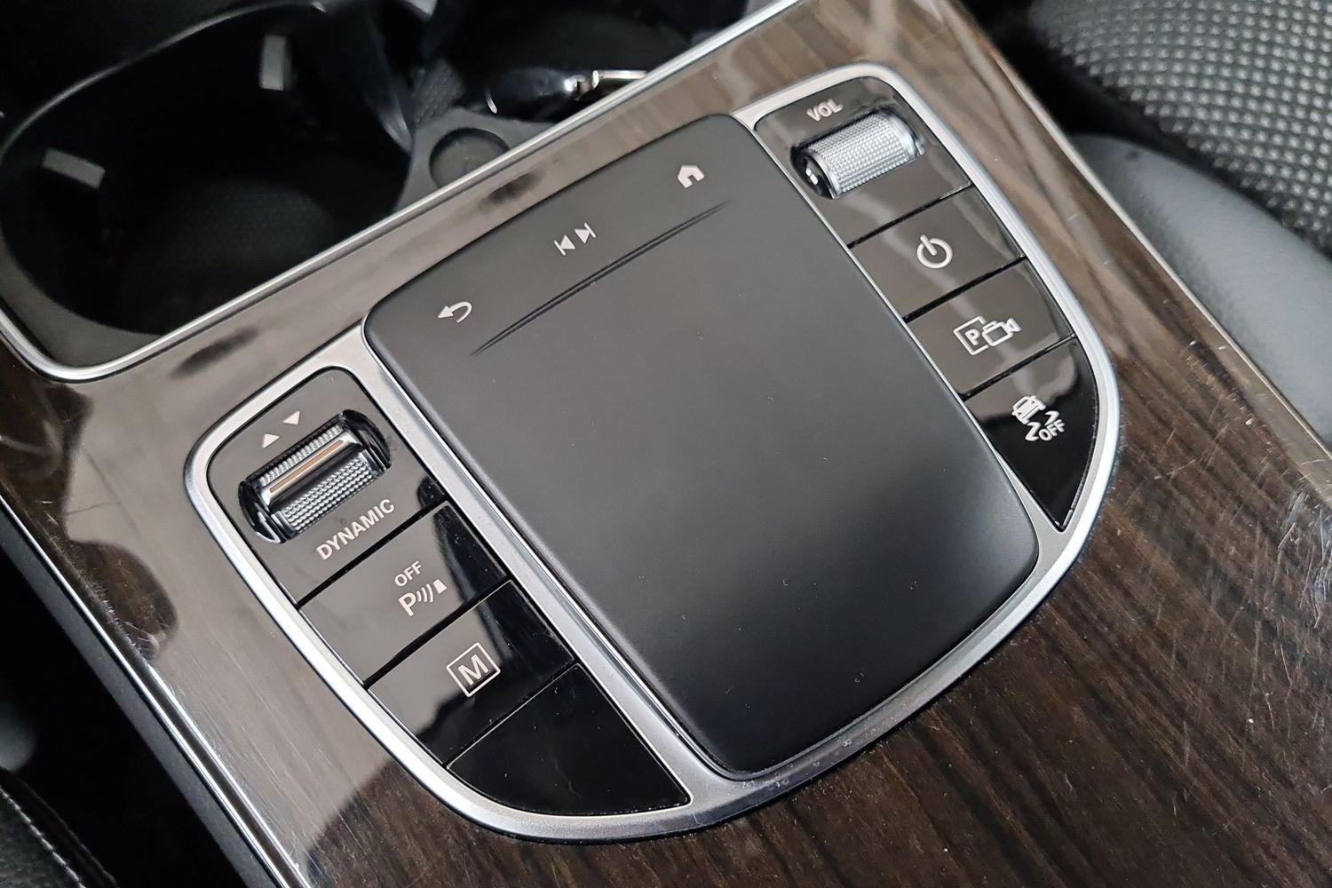 MERCEDES-BENZ GLC 2021