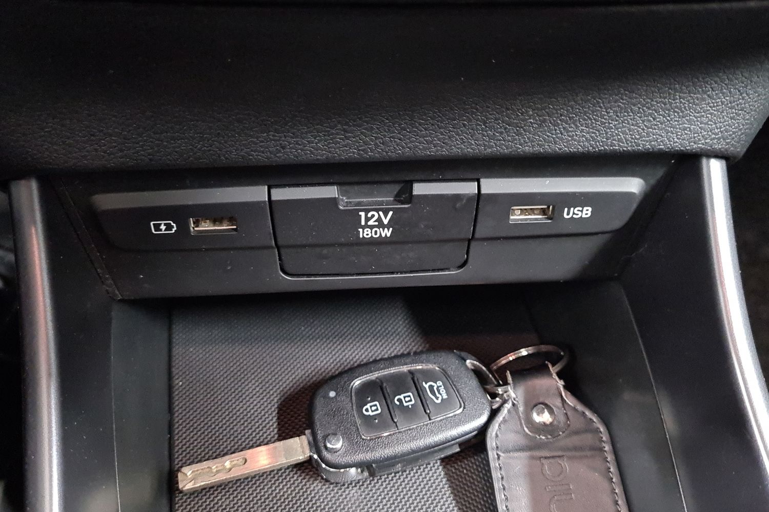 HYUNDAI i20 Hatchback 2024