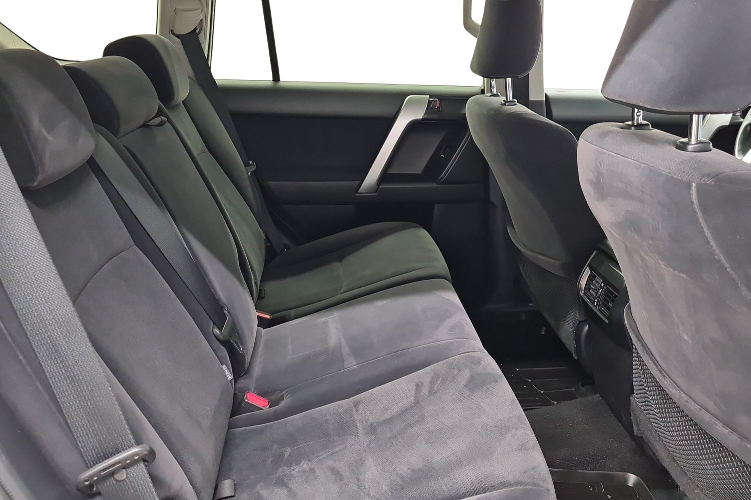 TOYOTA LAND CRUISER 2016