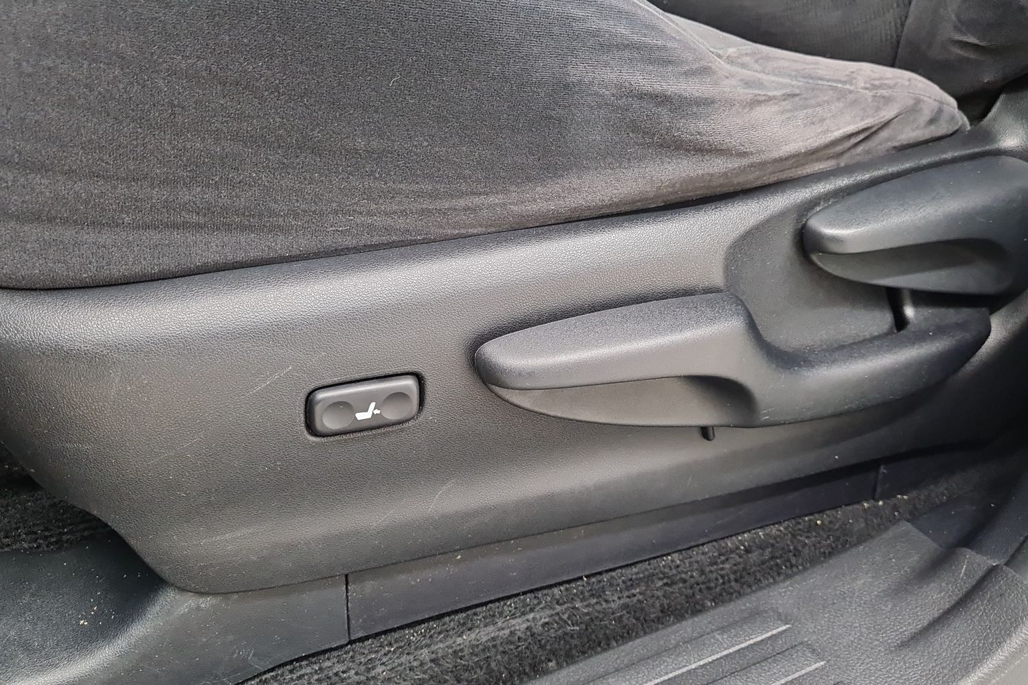 TOYOTA LAND CRUISER 2016