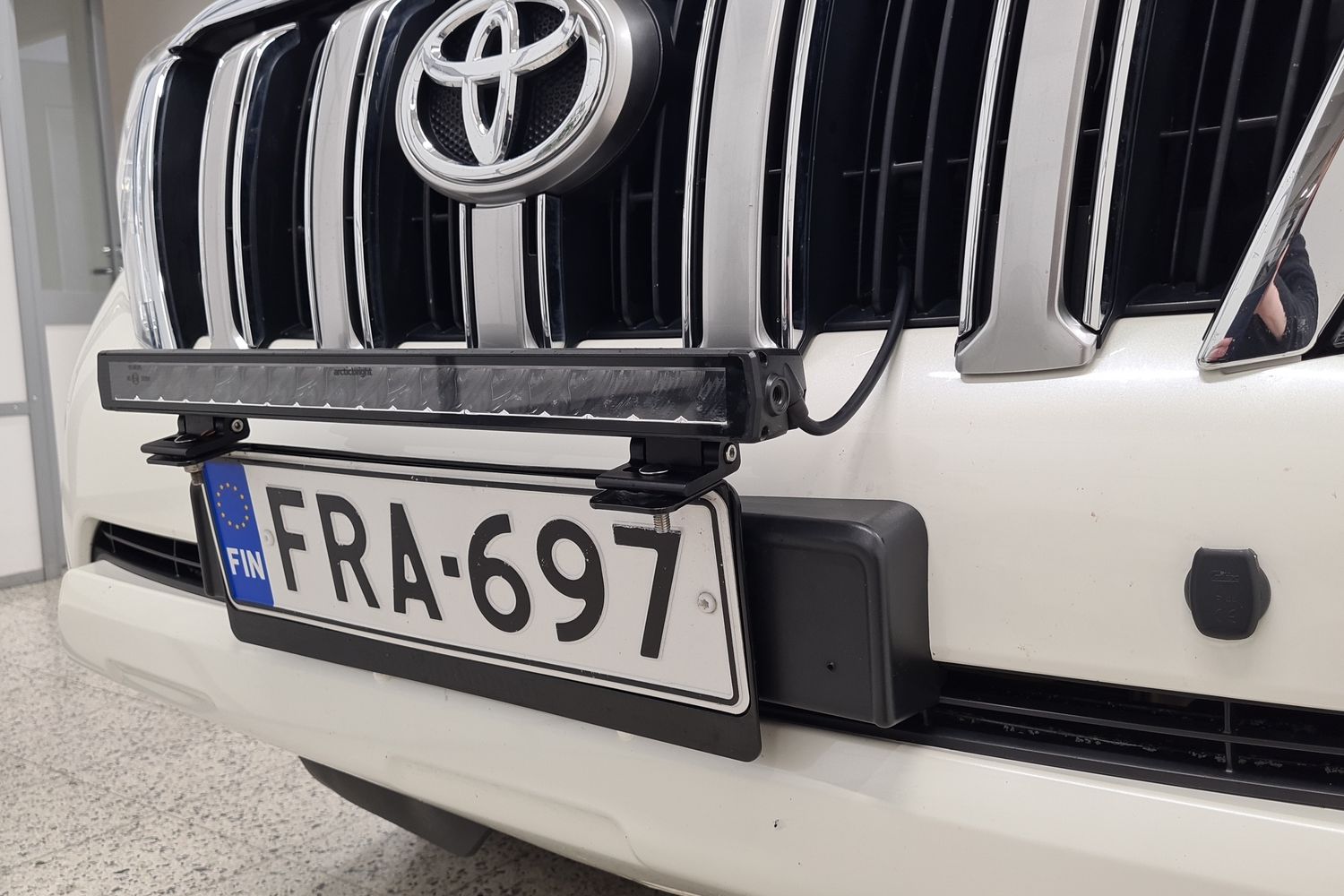 TOYOTA LAND CRUISER 2016