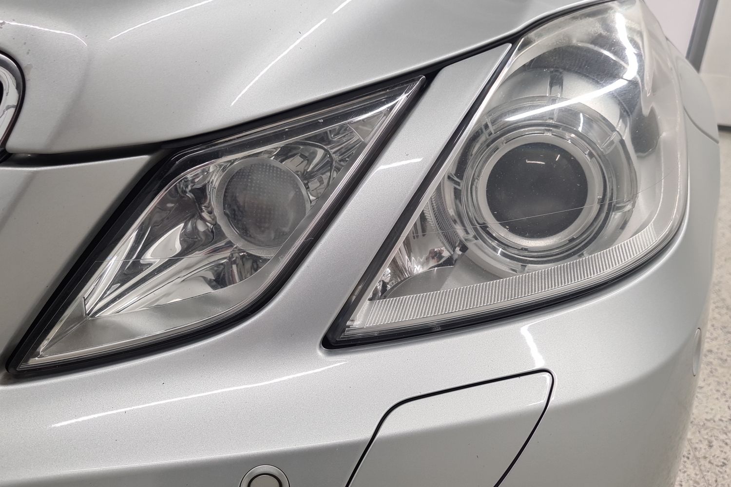 MERCEDES-BENZ E 2009
