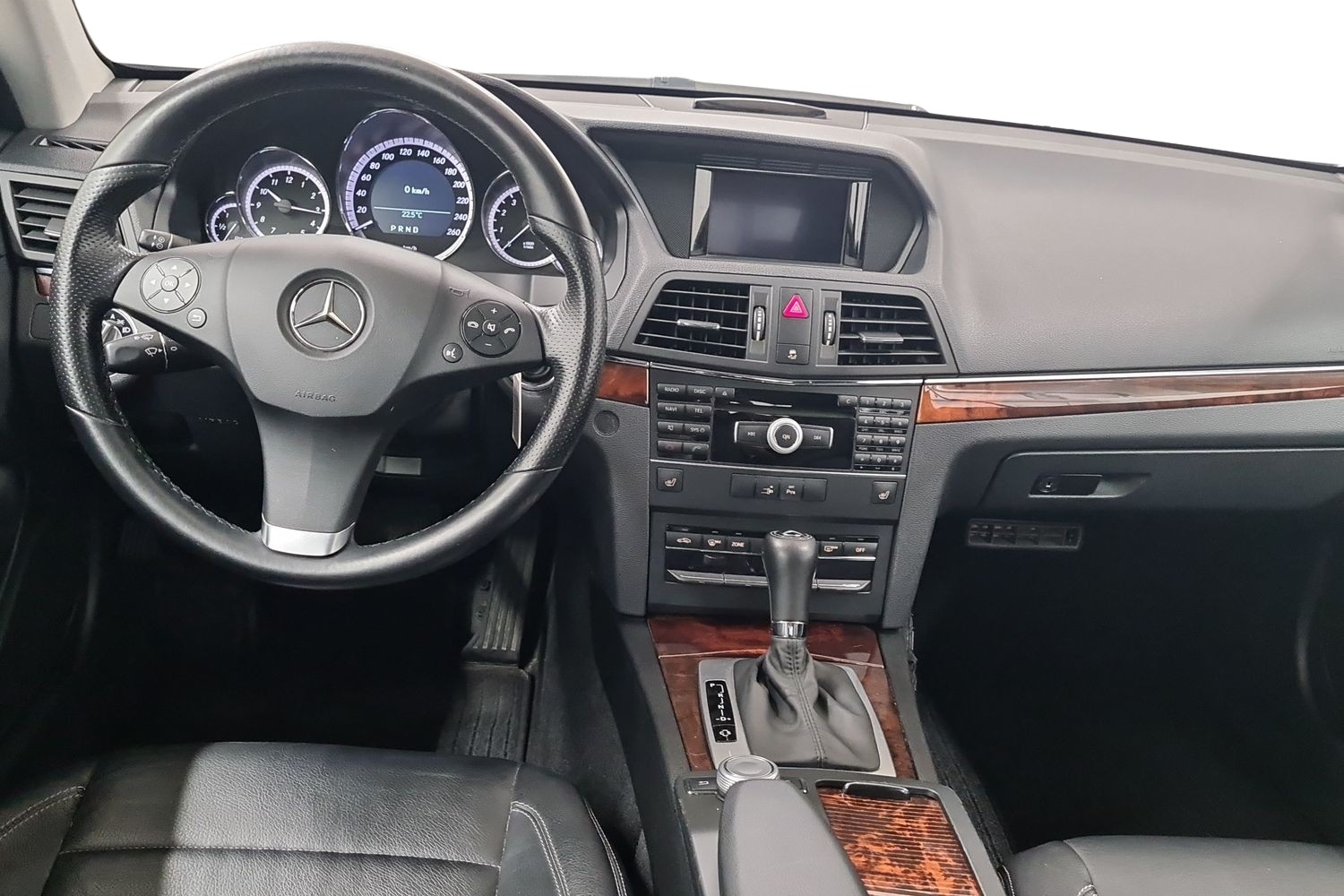 MERCEDES-BENZ E 2009