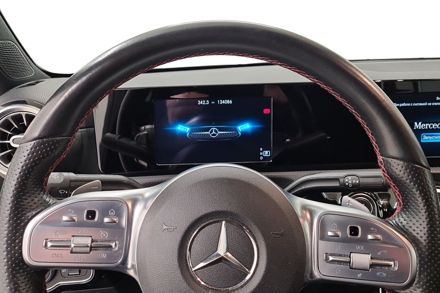 MERCEDES-BENZ A 2019