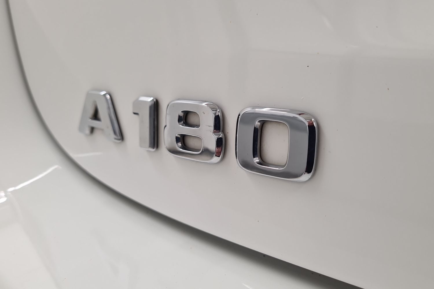 MERCEDES-BENZ A 2021