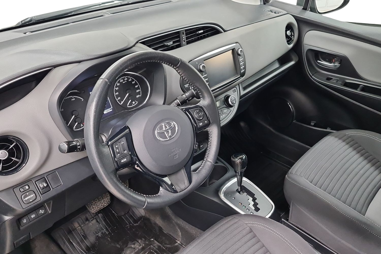 TOYOTA YARIS 2019