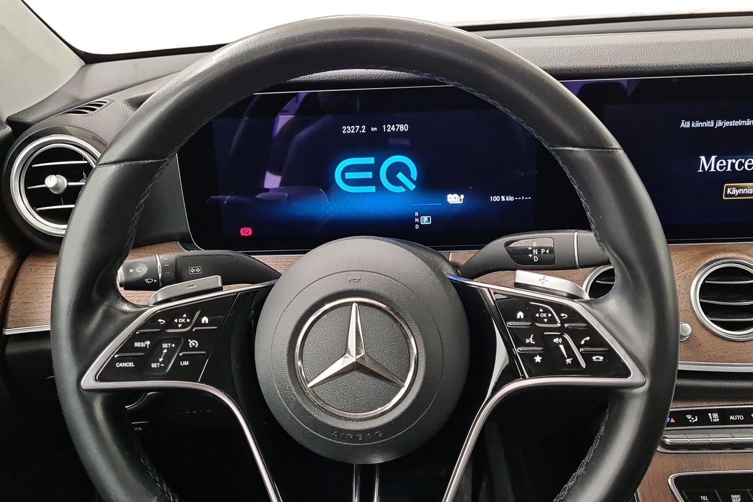 MERCEDES-BENZ E 2020