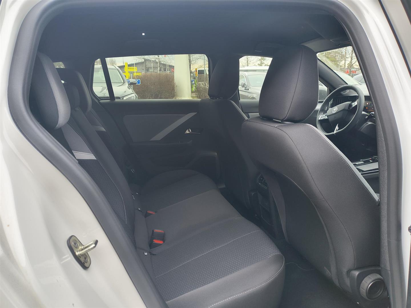 Opel Astra 2025