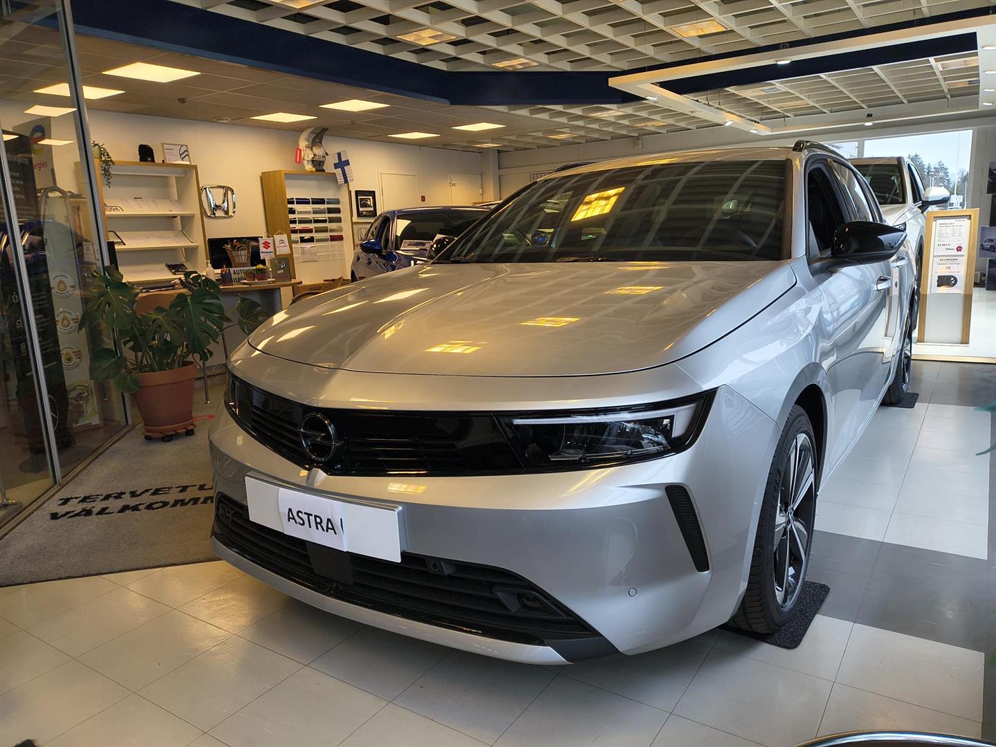 Opel Astra 2025