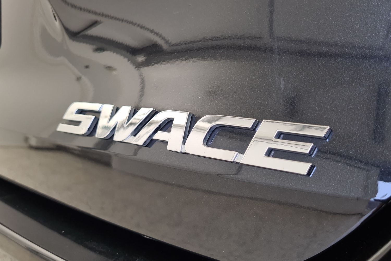 SUZUKI Swace 2023