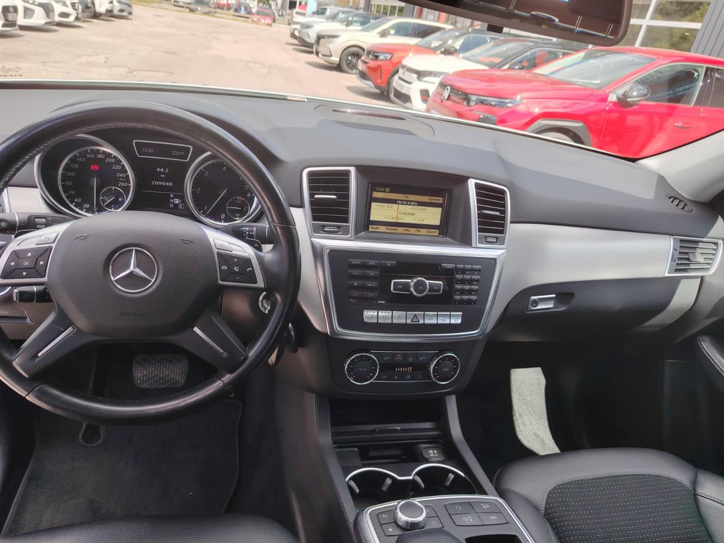 MERCEDES-BENZ ML 2012