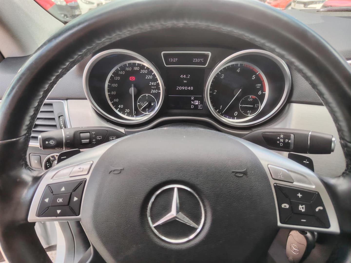 MERCEDES-BENZ ML 2012