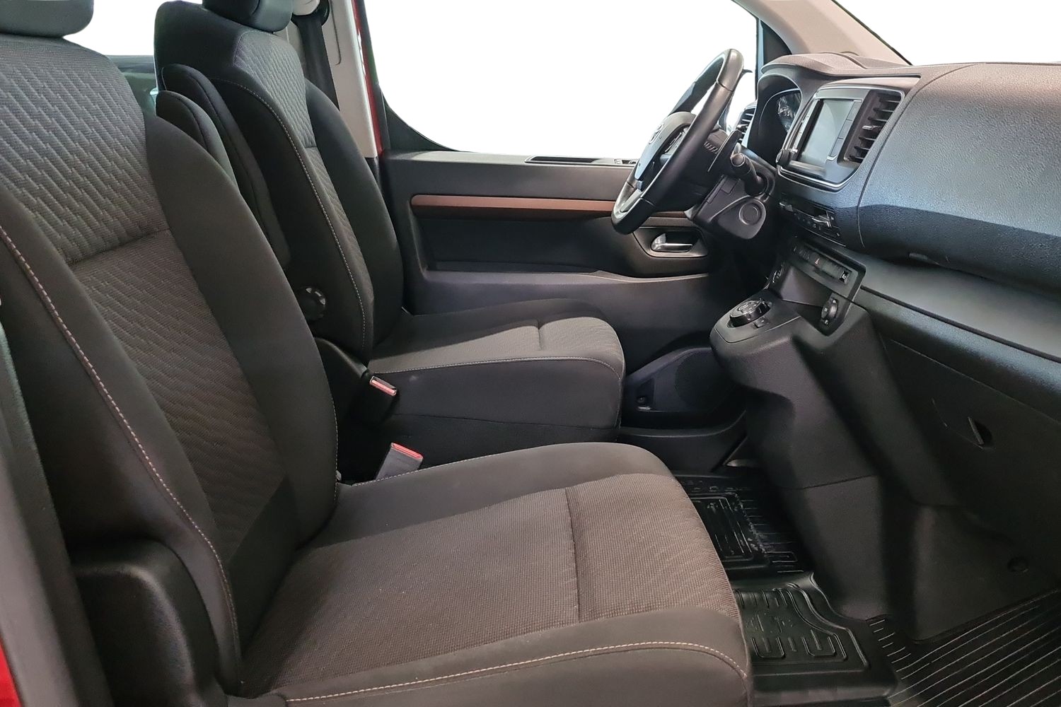 TOYOTA Proace Verso 10