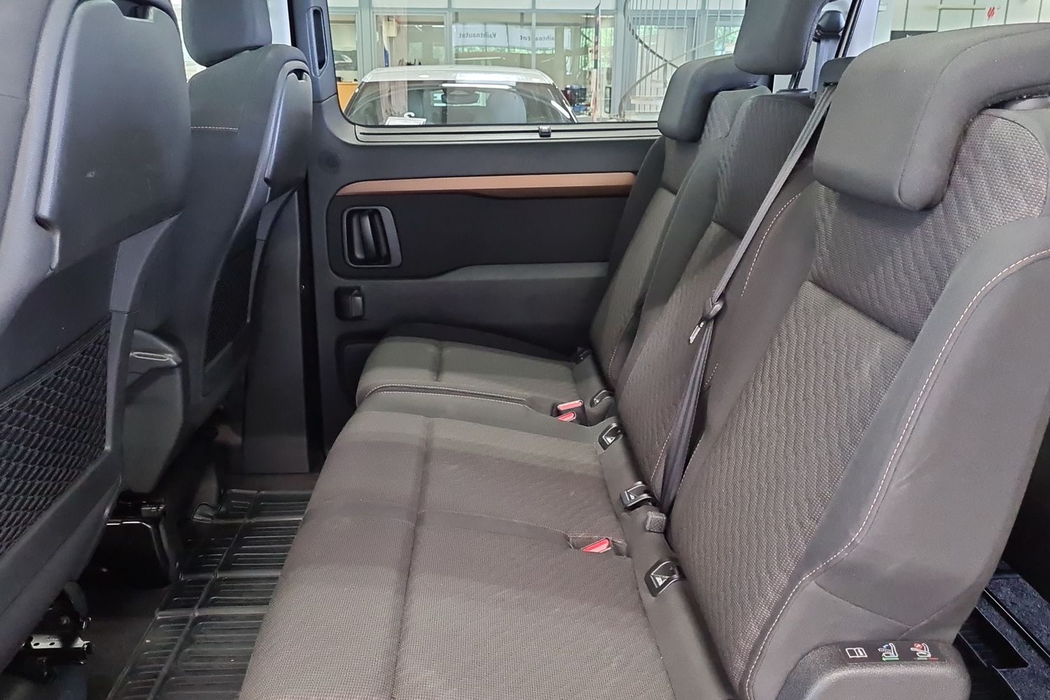 TOYOTA Proace Verso 12