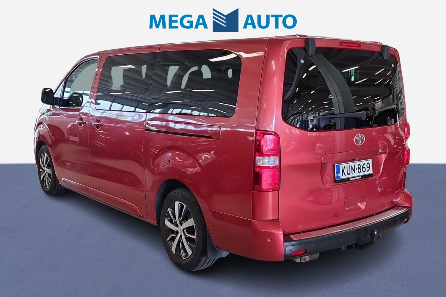 TOYOTA Proace Verso 3