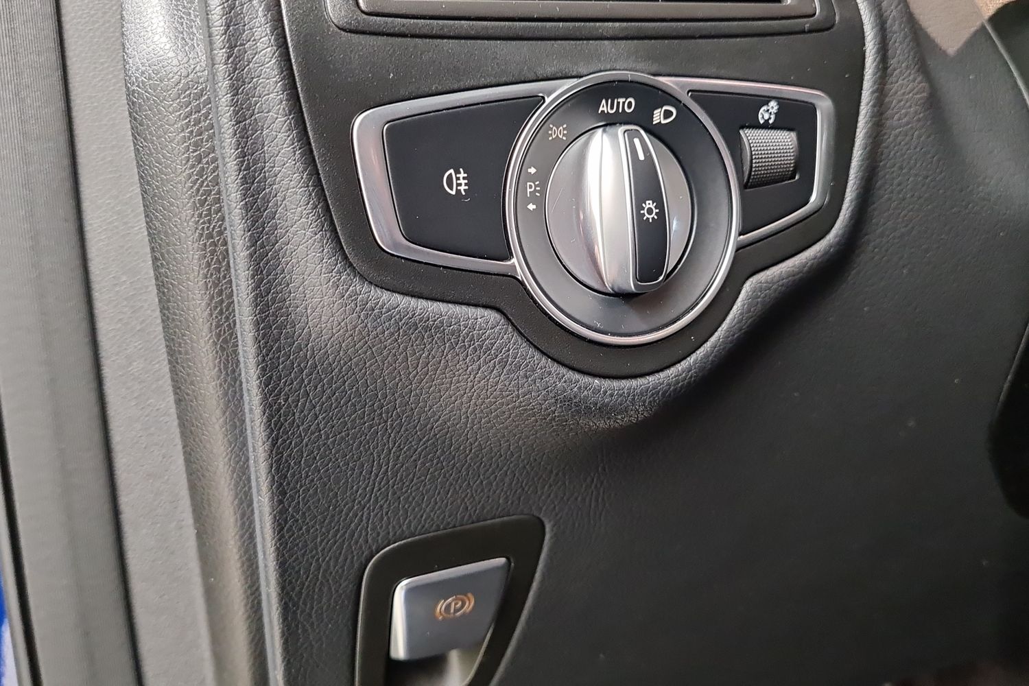 MERCEDES-BENZ GLC 2020