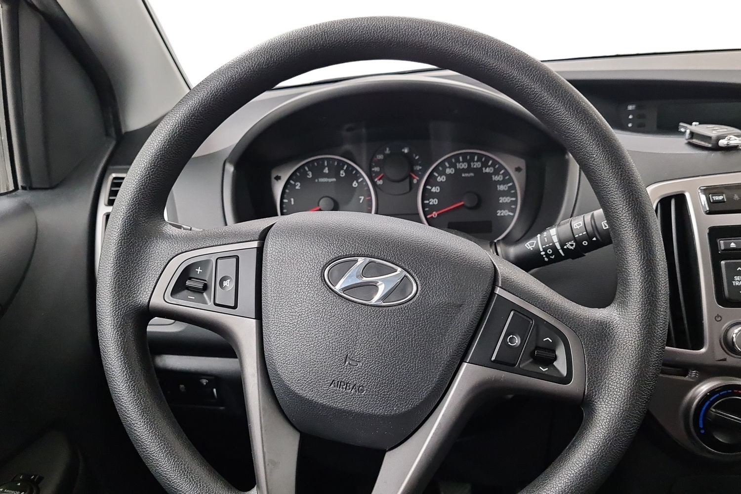 HYUNDAI i20 5d 2014