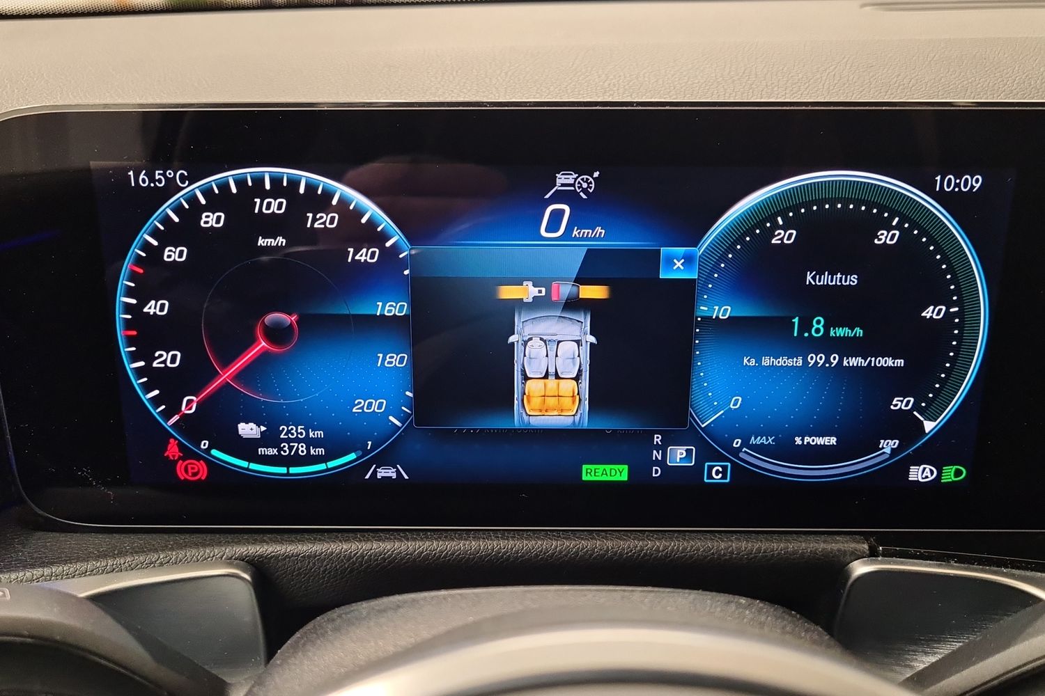 MERCEDES-BENZ EQB 2023