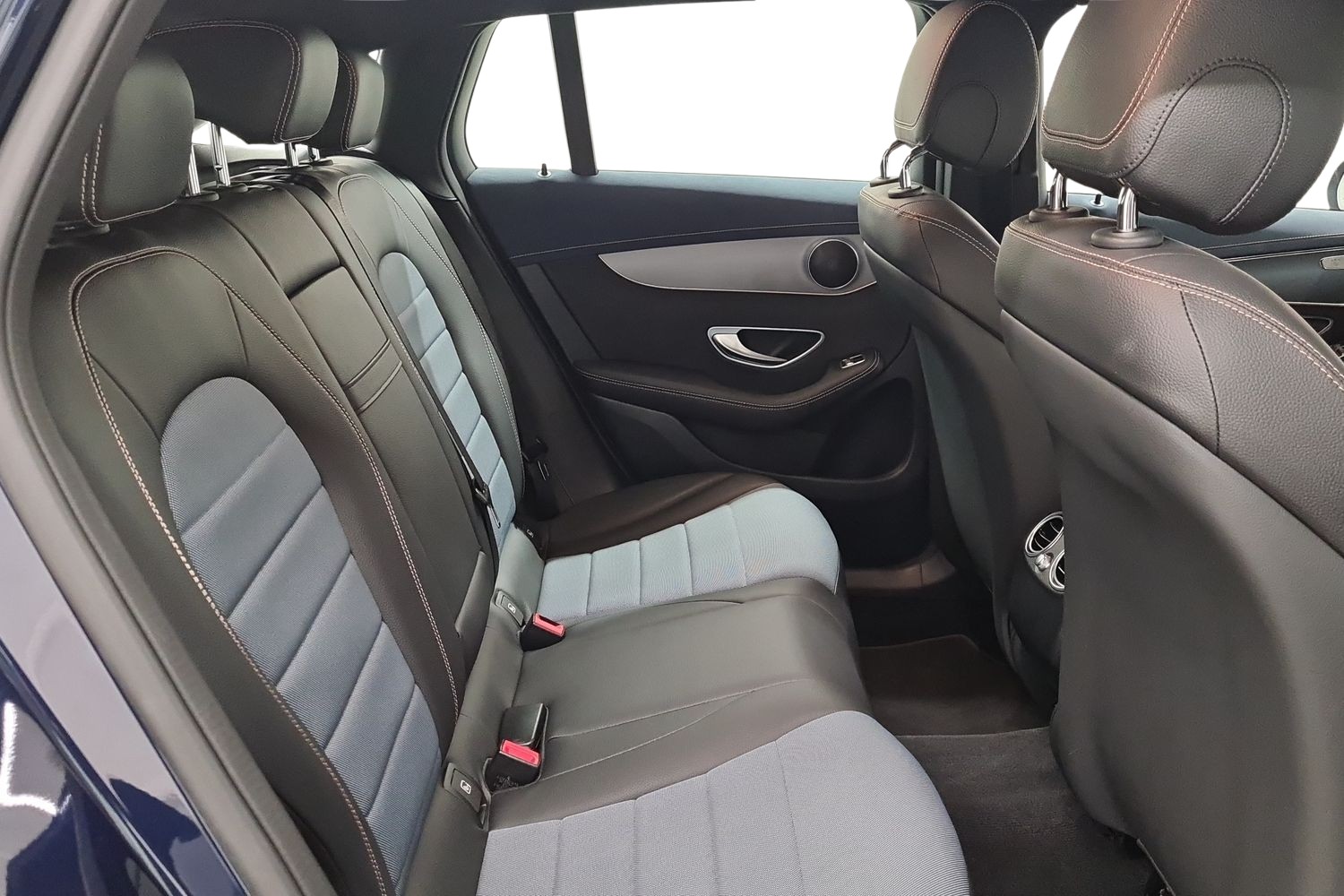 MERCEDES-BENZ EQC 2021