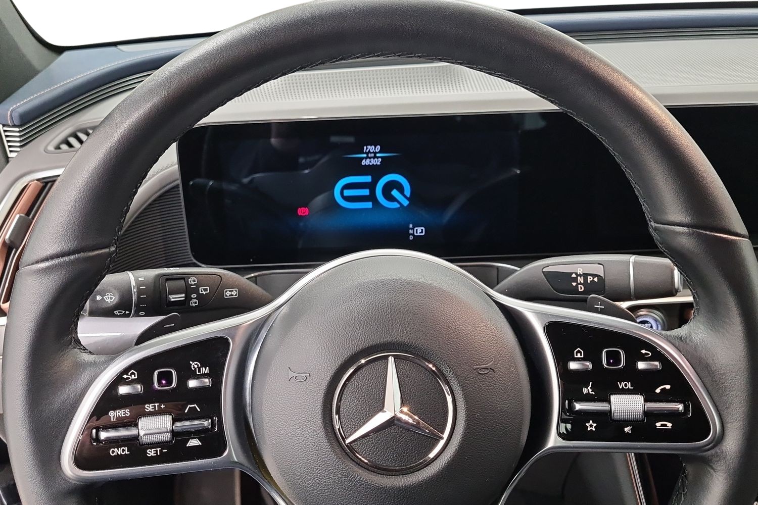 MERCEDES-BENZ EQC 2021