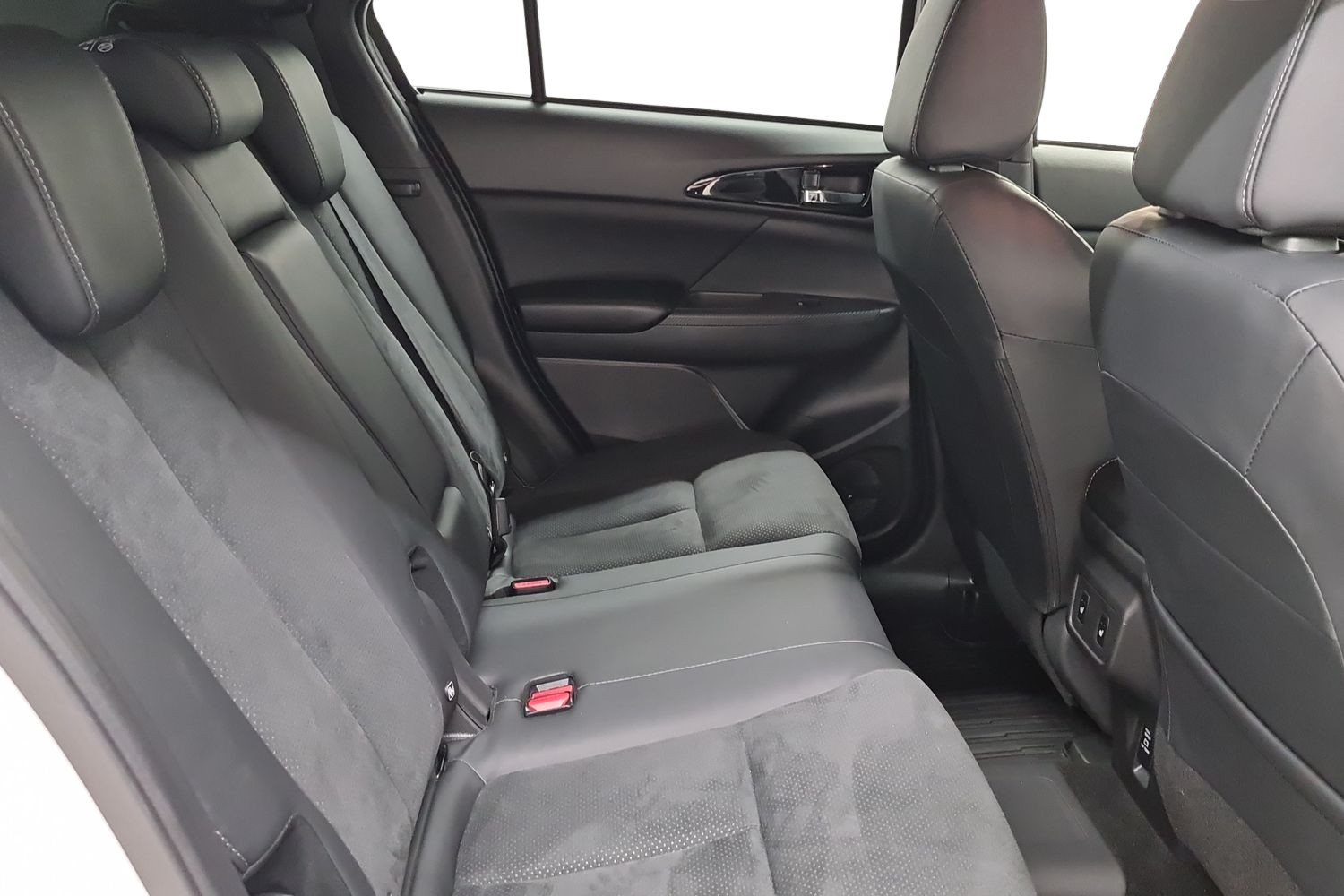 MITSUBISHI Eclipse Cross 2023