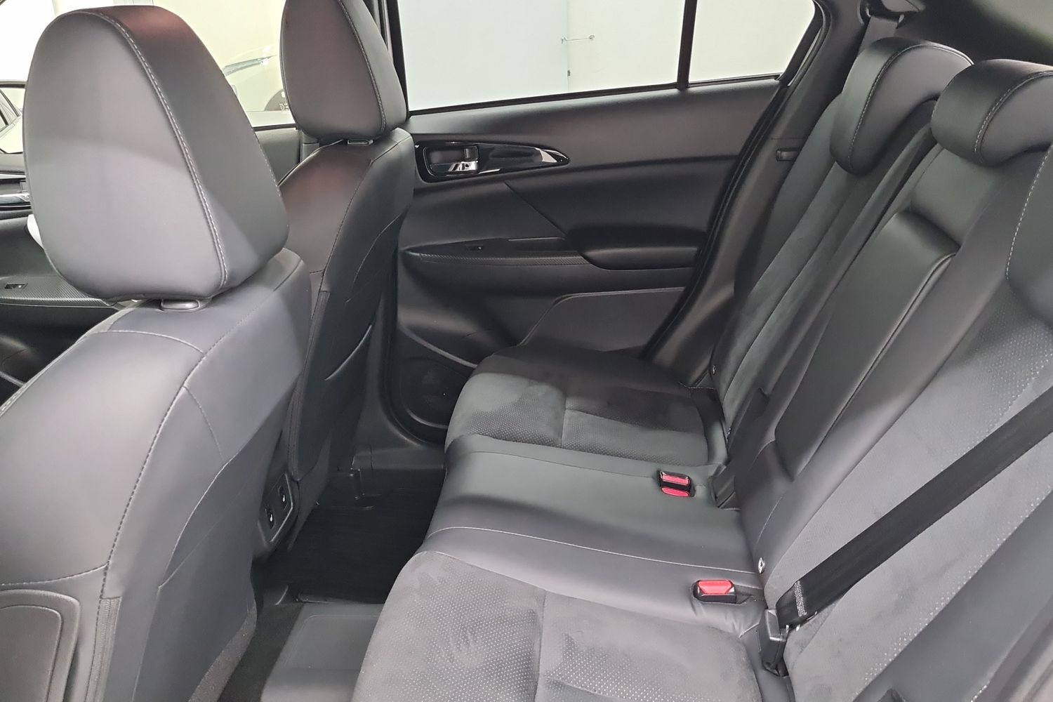 MITSUBISHI Eclipse Cross 2023
