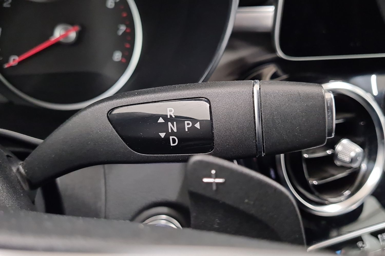 MERCEDES-BENZ C 2020