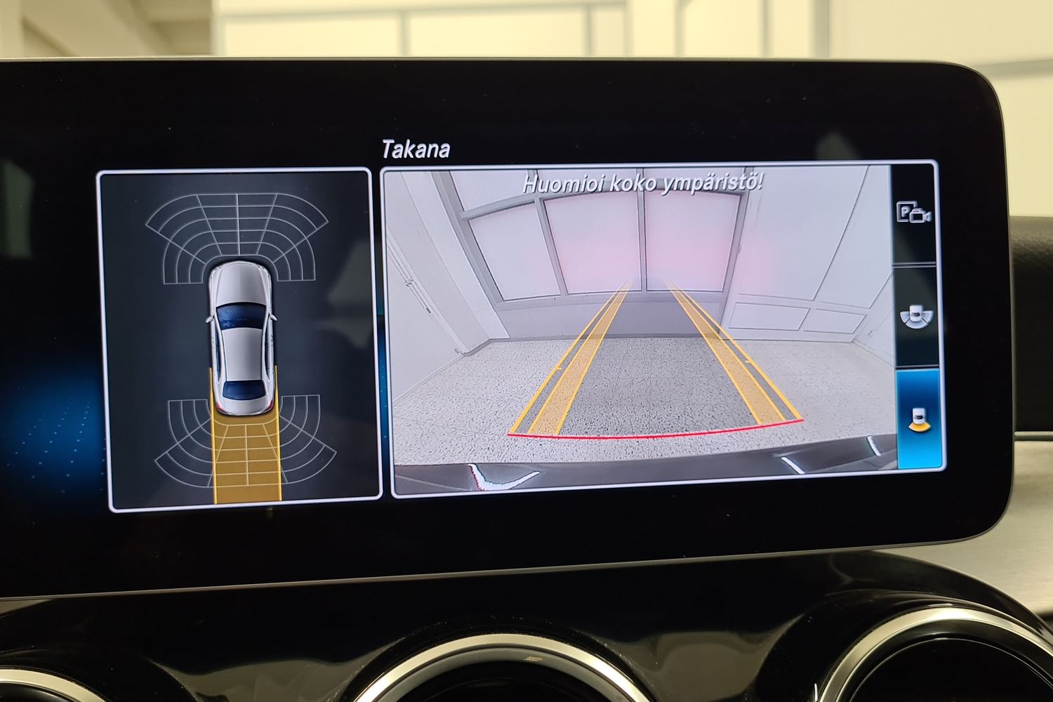 MERCEDES-BENZ C 2020